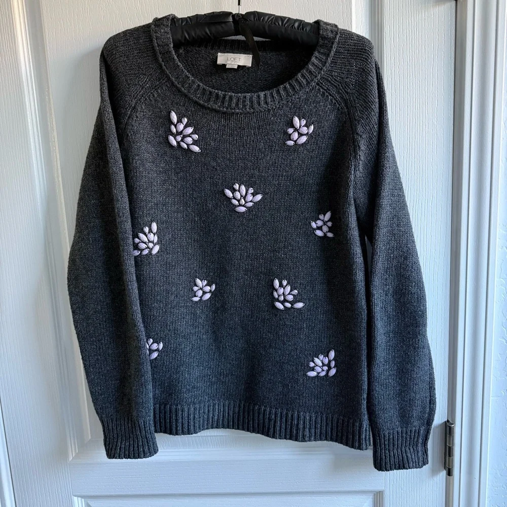 Loft Charcoal Gray Crewneck Sweater With Lavender Bead Embellishments Size S - Picture 3 of 13